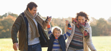 Lecker angerichtetes Brokkolistrunk-Kartoffelpüree mit Brokkoliröschen